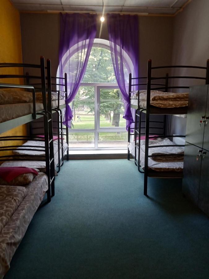 Travel Station Hostel Ivano-Frankivsk Exterior photo