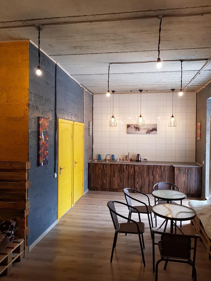 Travel Station Hostel Ivano-Frankivsk Exterior photo