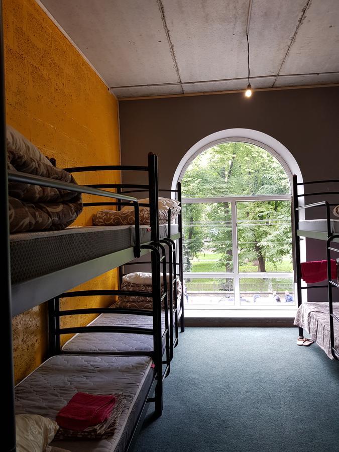 Travel Station Hostel Ivano-Frankivsk Exterior photo