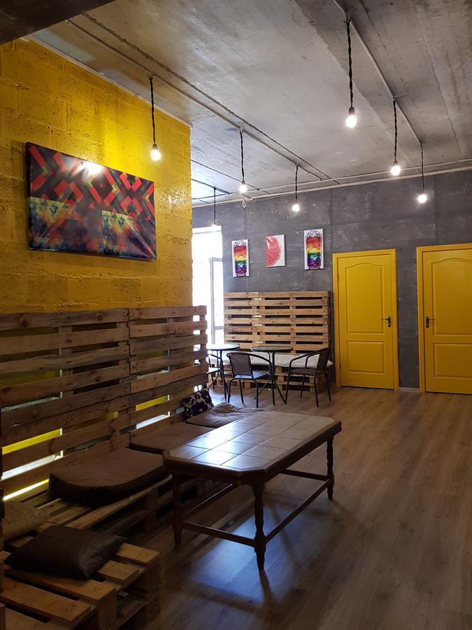 Travel Station Hostel Ivano-Frankivsk Exterior photo